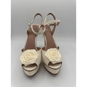 Vince Camuto Rosette Platform Sandals Womens 7B Ivory Peep Toe Stiletto Heel